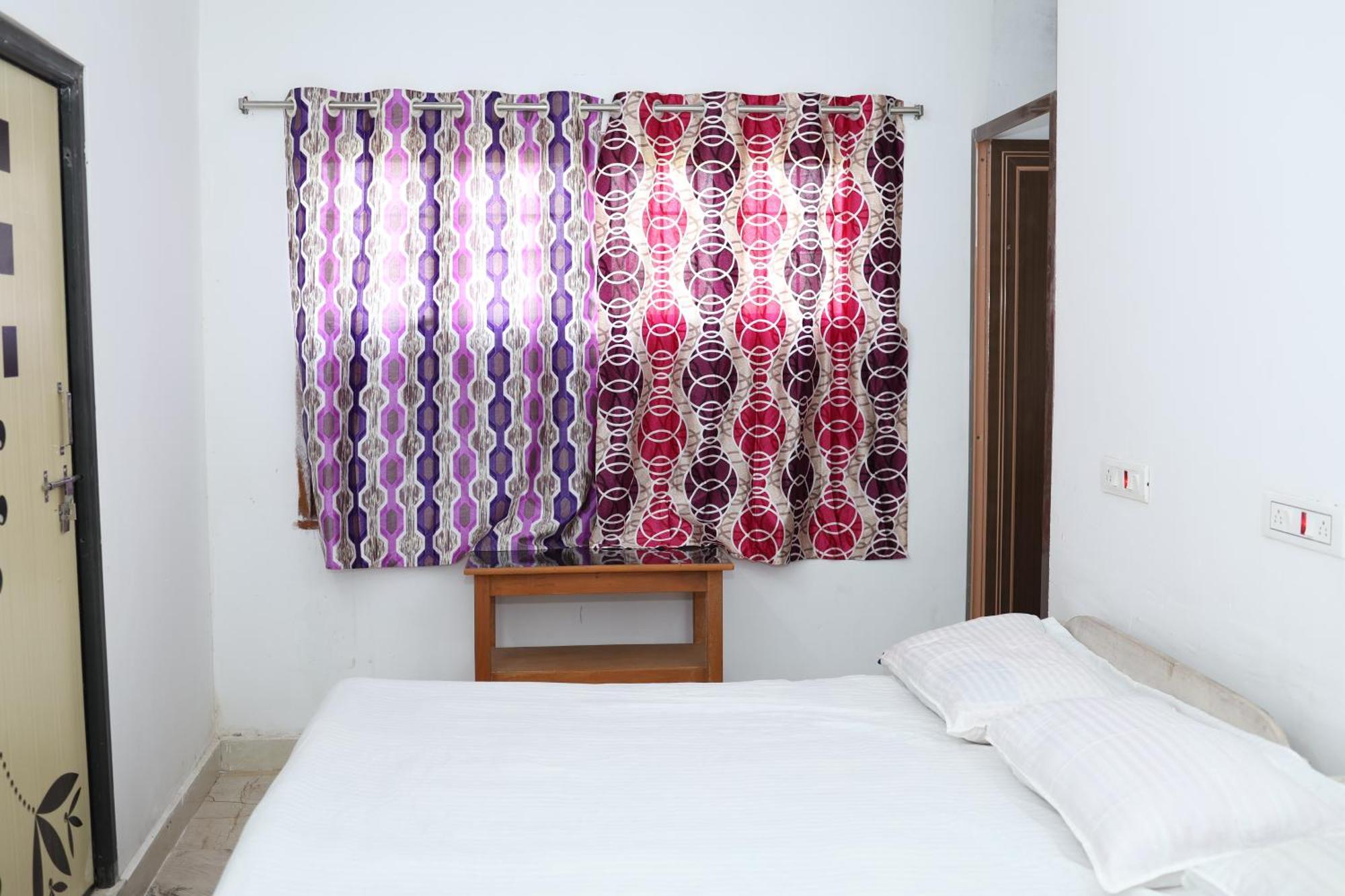 Hotel Kriya Yoga Wellness à Dhablat Extérieur photo